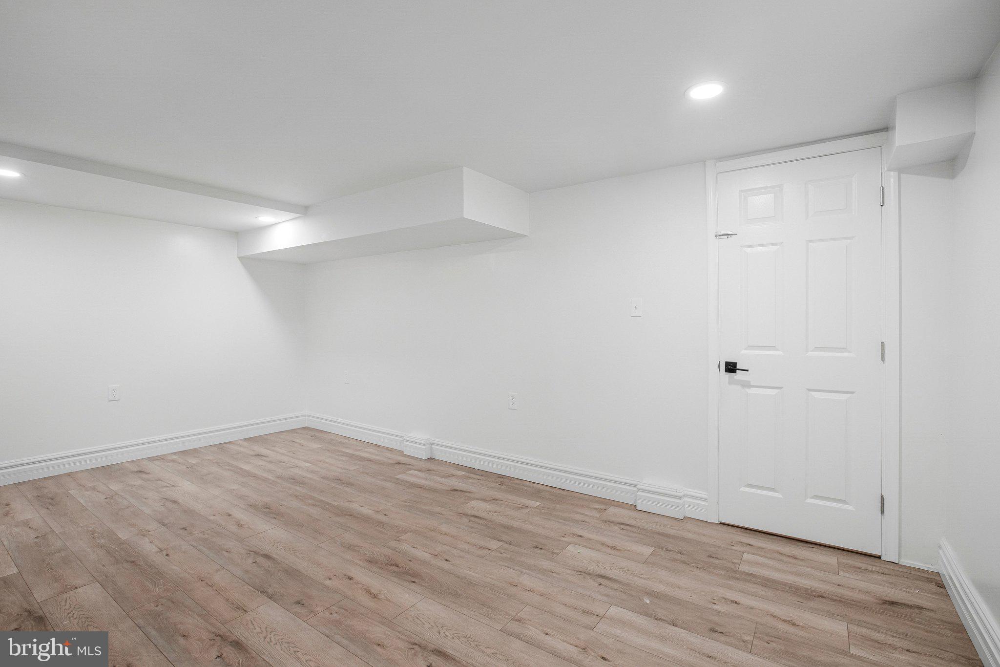 7144 Bexhill Road Baltimore, MD 21244 - Photo 13 of 31