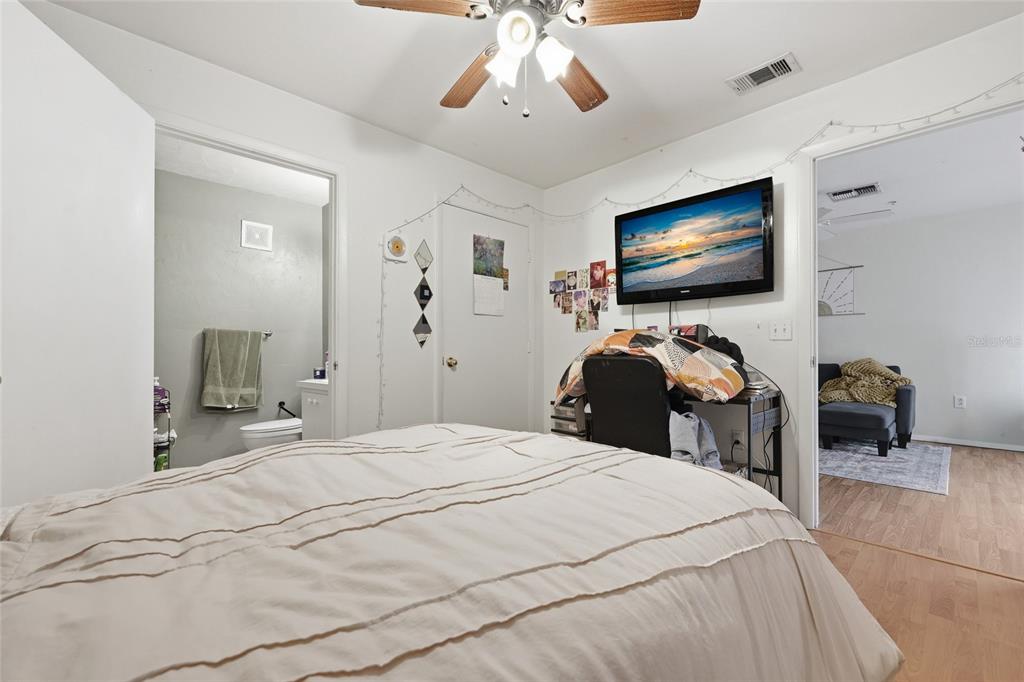 4000 Southwest 23rd Street, Unit 1105 Gainesville, FL 32608 - Photo 6 of 22