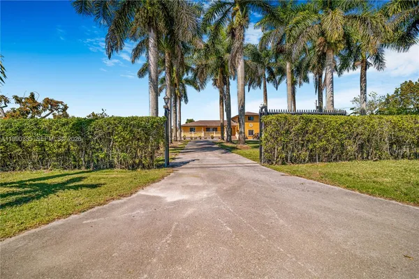 $1,249,999 | 26500 Southwest 167th Avenue, Homestead, FL 33031