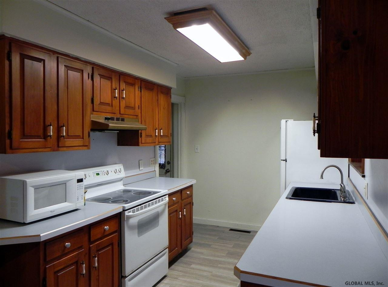 4216 Consaul Road Schenectady, NY 12304 - Photo 4 of 31 Photo 4