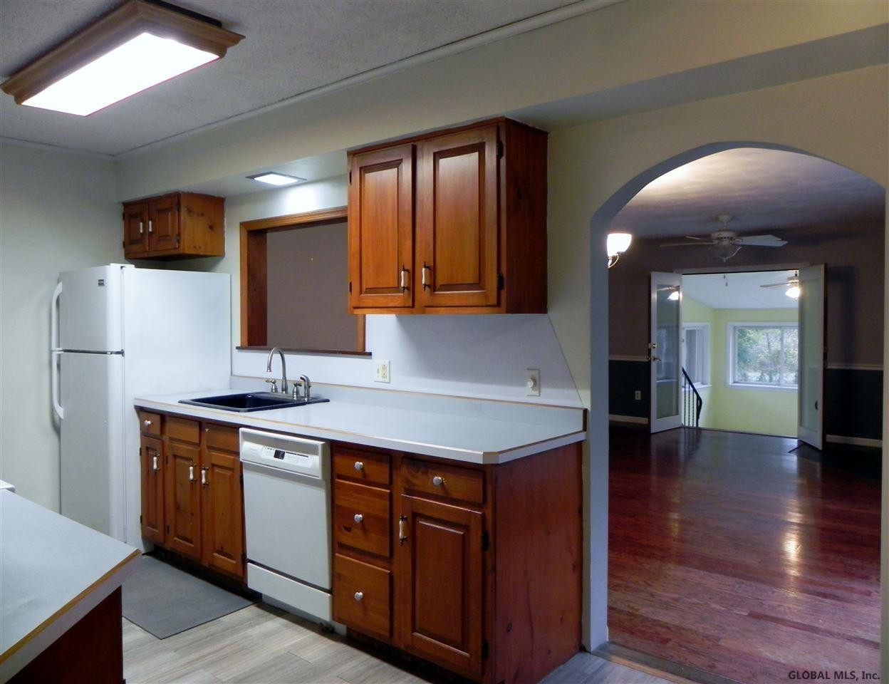 4216 Consaul Road Schenectady, NY 12304 - Photo 5 of 31 Photo 5
