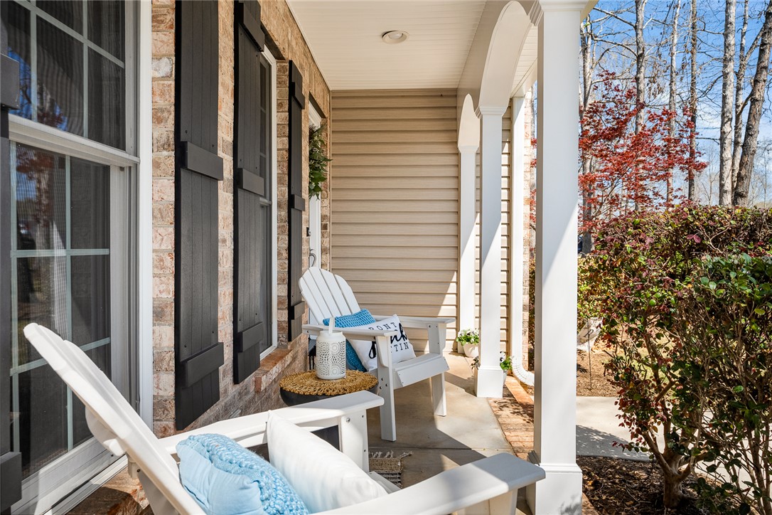 302 Summer Walk Court Seneca, SC 29678 - Photo 5 of 47