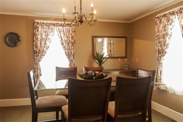 35 Wayside Road Worcester, MA 01605 - Photo 4 of 7 Gallery Image 4