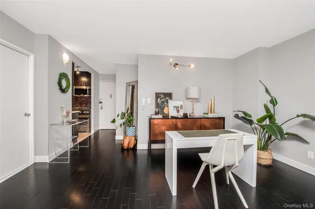 $379,000 | 2287 Johnson Avenue, Unit 10C | Spuyten Duyvil