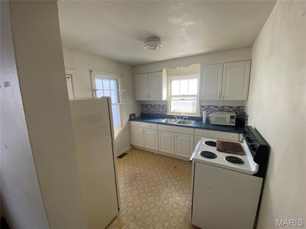 1003 Jefferson Street Hermann, MO 65041 - Photo 7 of 14