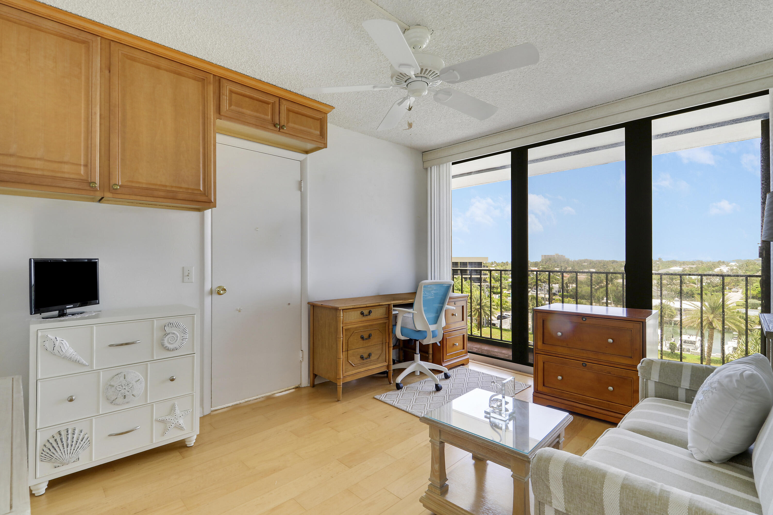 225 South Beach Road, Unit 605 Jupiter, FL 33469 - Photo 5 of 51 DECLUTTER-1