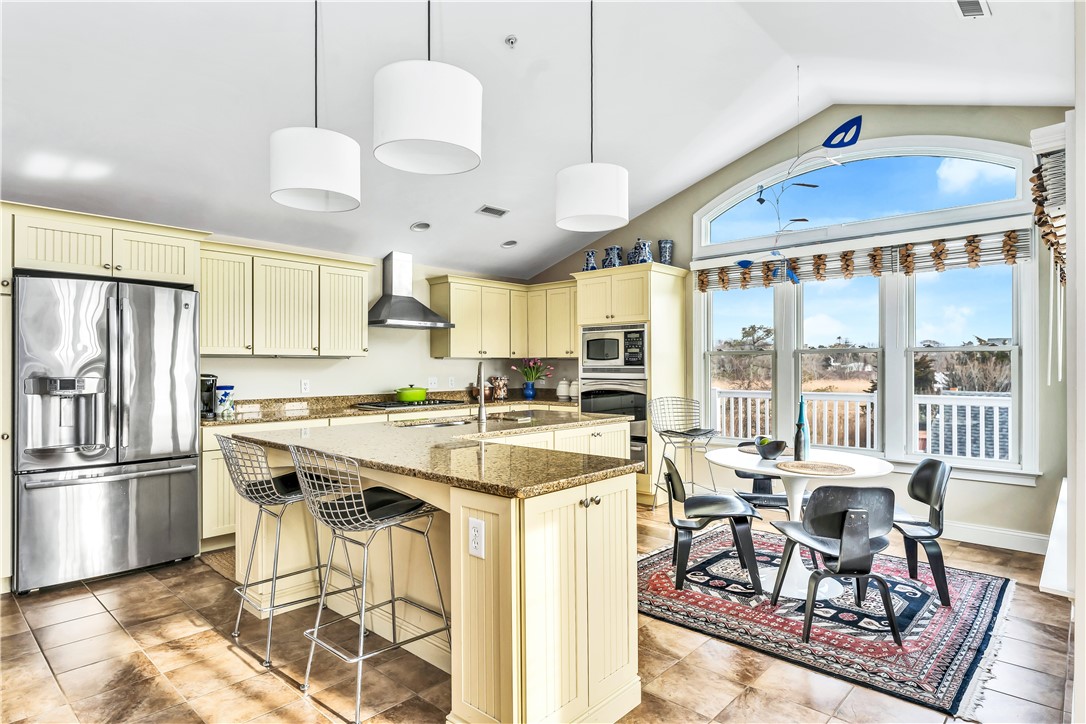 39 Weekapaug Road, Unit 3 Westerly, RI 02891 - Photo 20 of 50 Kitchen & & Dining Nook