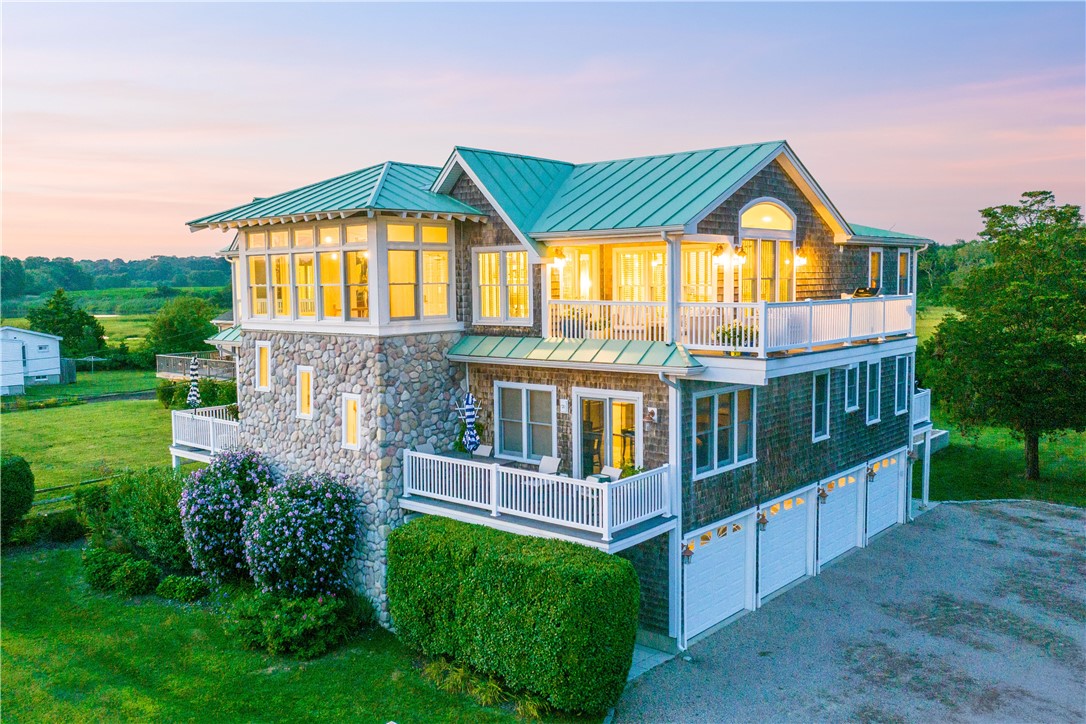 39 Weekapaug Road, Unit 3 Westerly, RI 02891 - Photo 3 of 50