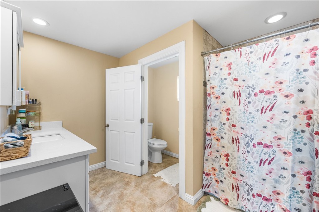 6834 Quinton Lane Tujunga, CA 91042 - Photo 12 of 22