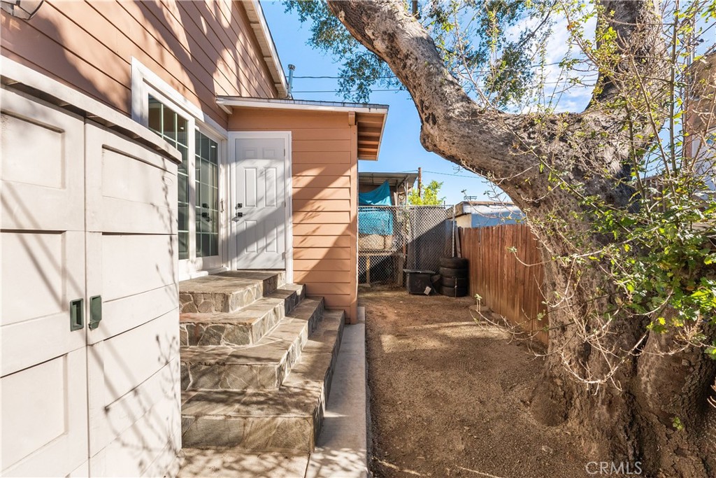 6834 Quinton Lane Tujunga, CA 91042 - Photo 21 of 22