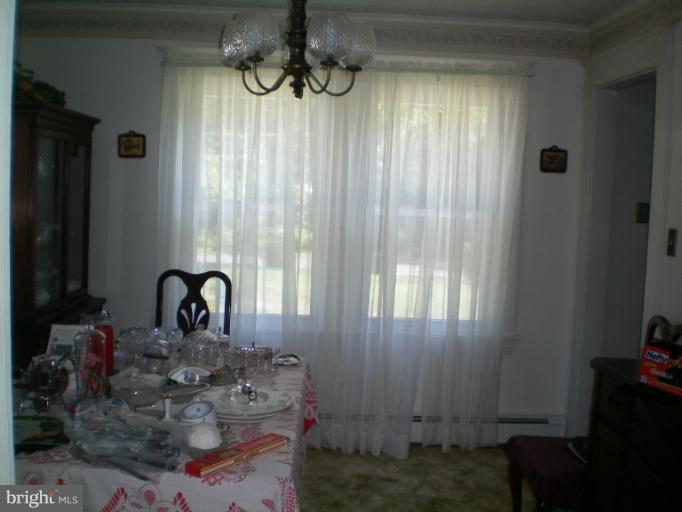 789 Masons Beach Road Deale, MD 20751 - Photo 4 of 10 Dining Room