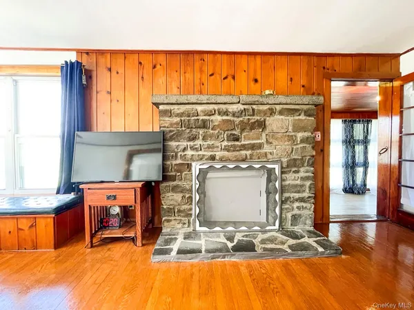 $330,000 | 36 Bert Crawford Road, Middletown, NY 10940