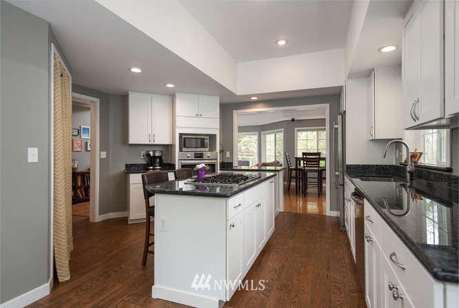 5315 Lake Alice Road Southeast Fall City, WA 98024 - Photo 14 of 25 Gallery Image 14