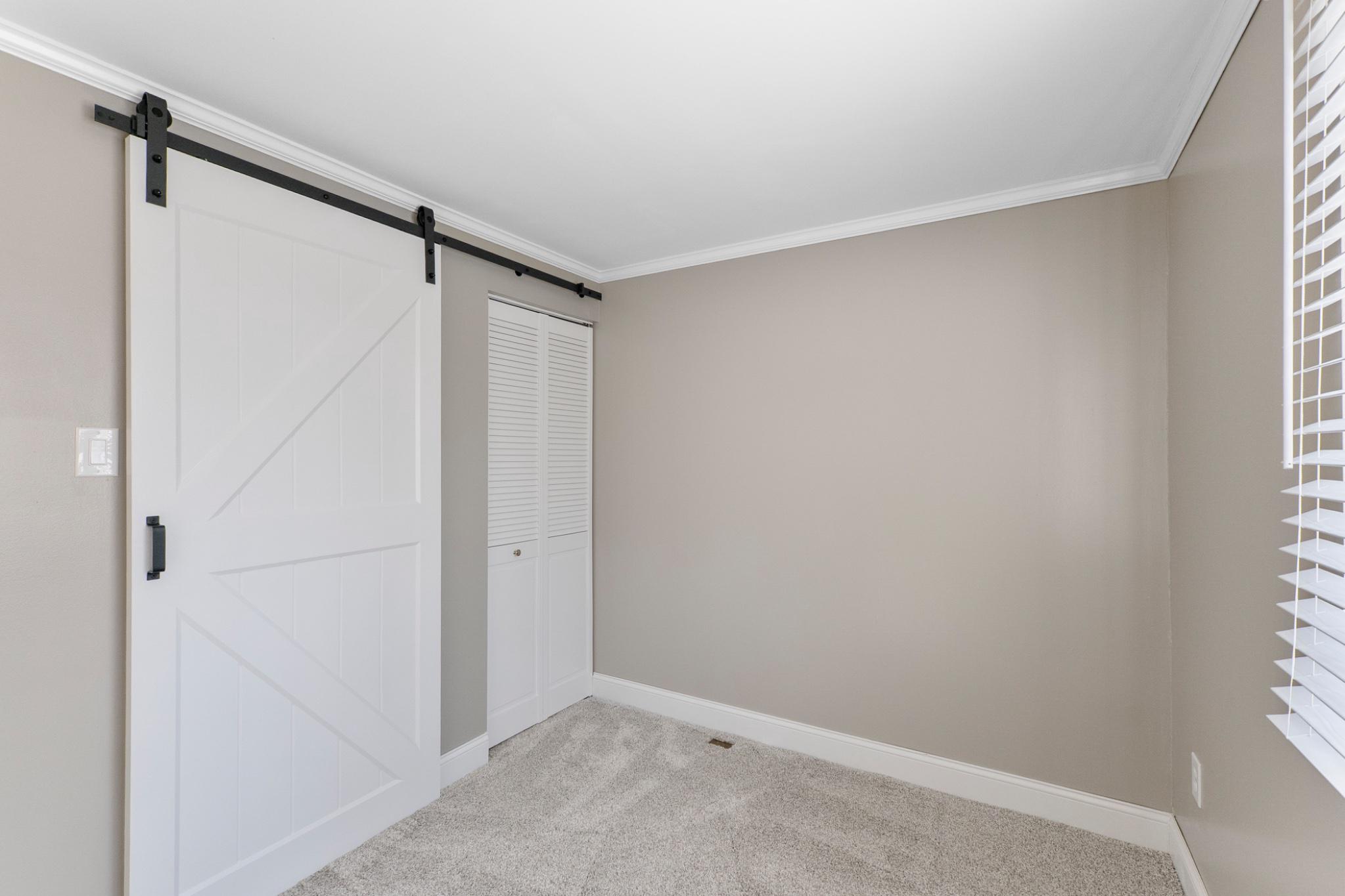 9918 Canvasback Way Damascus, MD 20872 - Photo 22 of 32 an empty room with a window