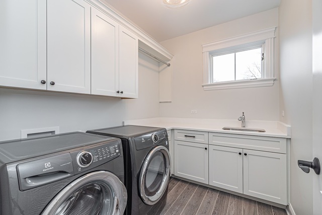 1360 Kenton Road Deerfield, IL 60015 - Photo 14 of 29 a utility room with dryer and washer