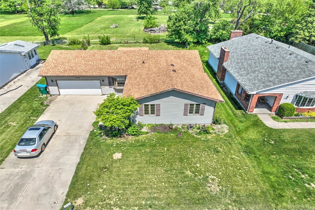 1970 Barding Avenue Decatur, IL 62526 - Photo 2 of 30