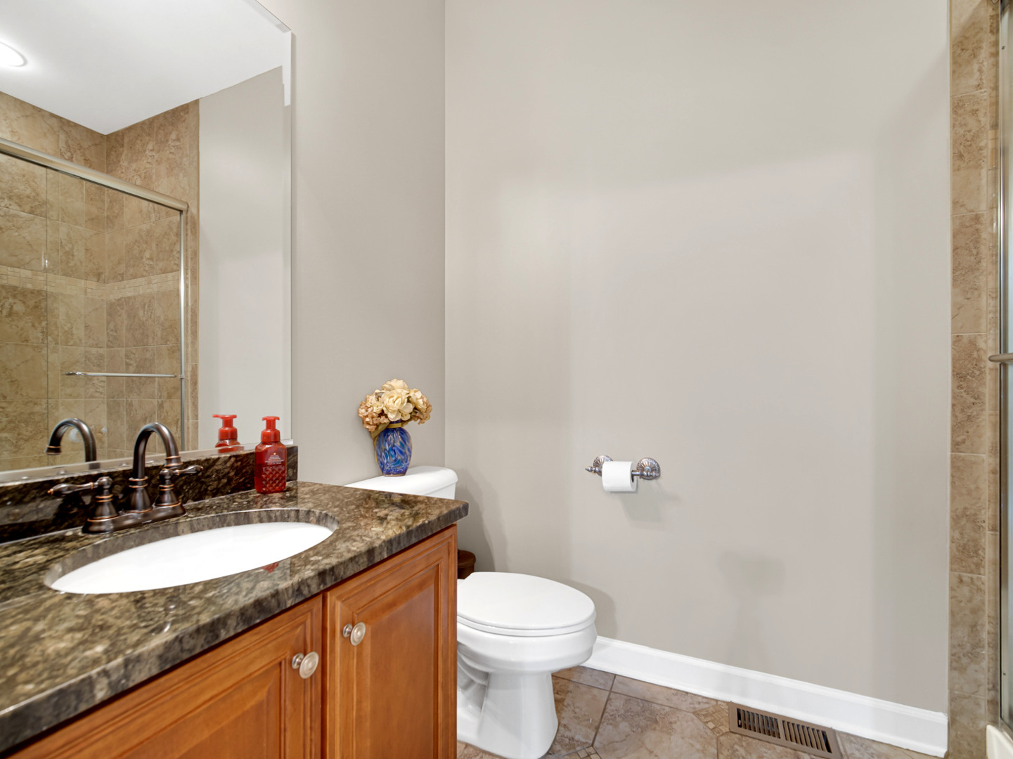 361 South Quentin Road Palatine, IL 60067 - Photo 16 of 39
