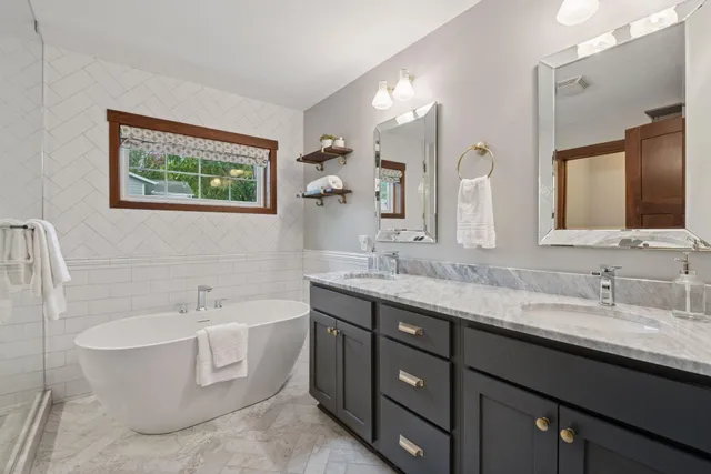 $1,275,000 | 6000 Kellogg Avenue, Edina, MN 55424