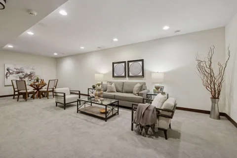 $1,275,000 | 6000 Kellogg Avenue, Edina, MN 55424