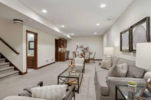 $1,275,000 | 6000 Kellogg Avenue, Edina, MN 55424