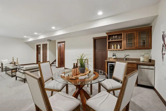 $1,275,000 | 6000 Kellogg Avenue, Edina, MN 55424