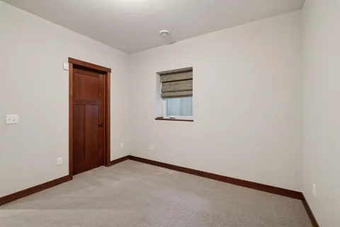 $1,275,000 | 6000 Kellogg Avenue, Edina, MN 55424