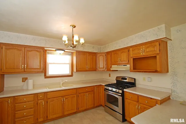 $149,900 | 1315 State Street, Pekin, IL 61554