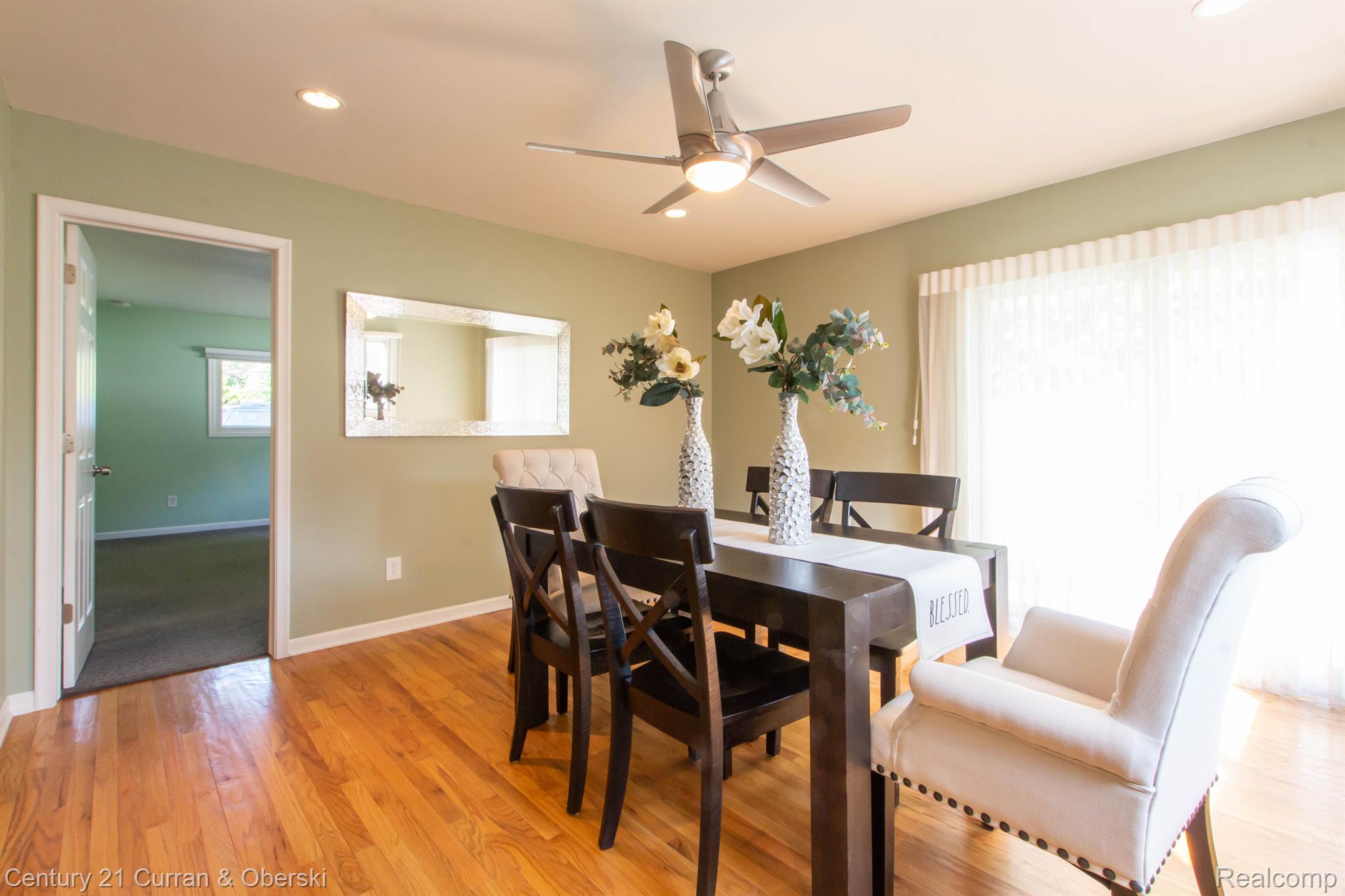 2814 Bembridge Road Royal Oak, MI 48073 - Photo 11 of 46 Formal Dining Room