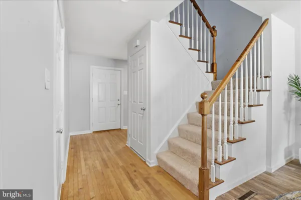 $228,500 | 107 Carriage Hill Lane, York, PA 17406