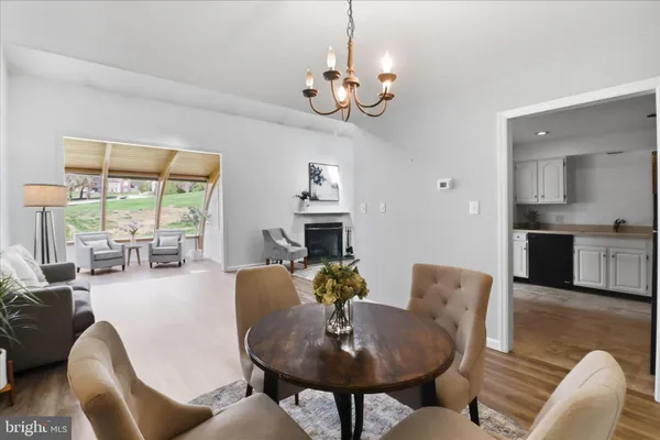 $228,500 | 107 Carriage Hill Lane, York, PA 17406
