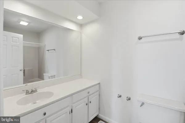 $228,500 | 107 Carriage Hill Lane, York, PA 17406