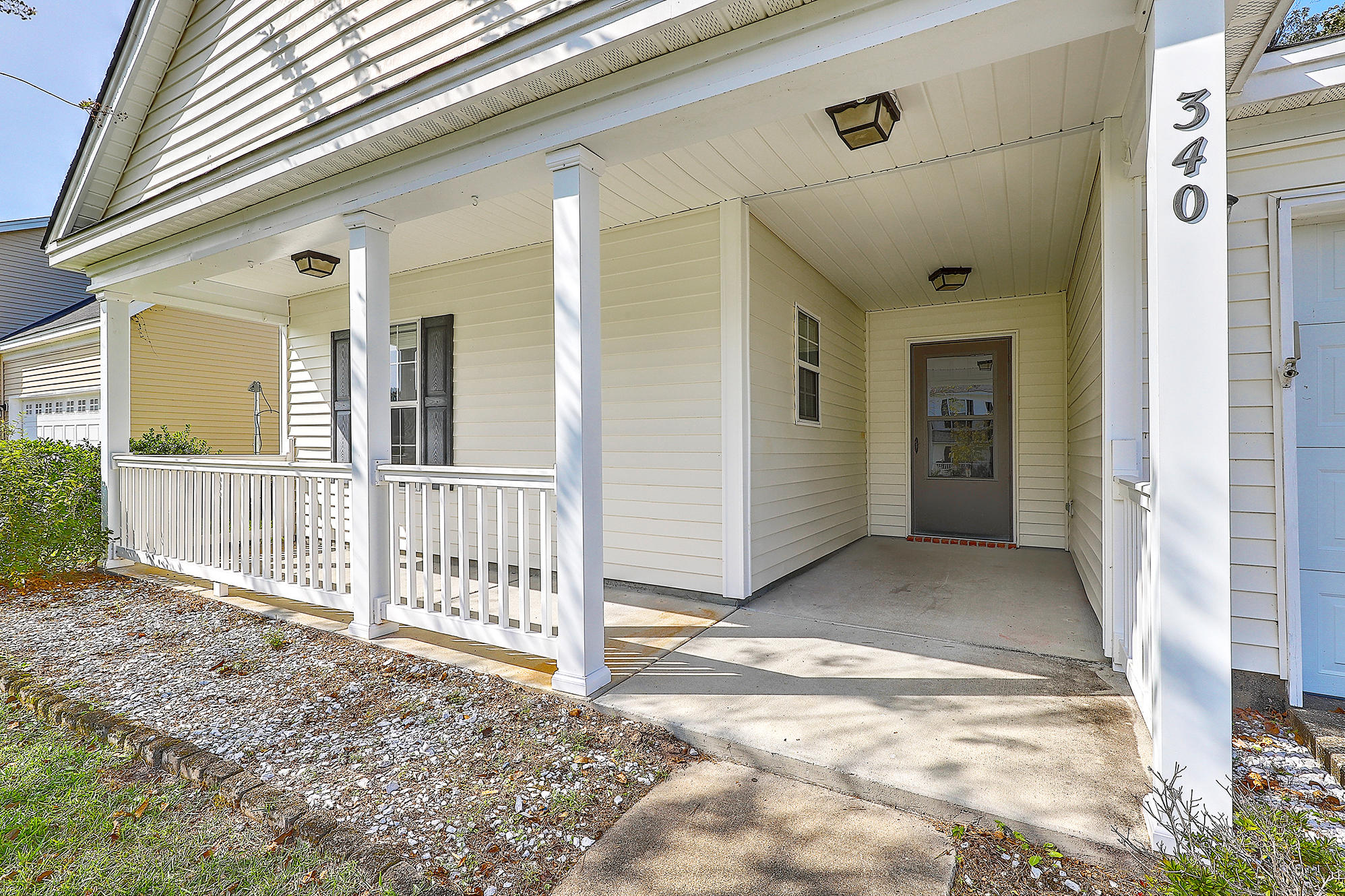 340 Eagle Ridge Road Summerville, SC 29485 - Photo 3 of 30 IMG_1060_1_2_3_4_5_6
