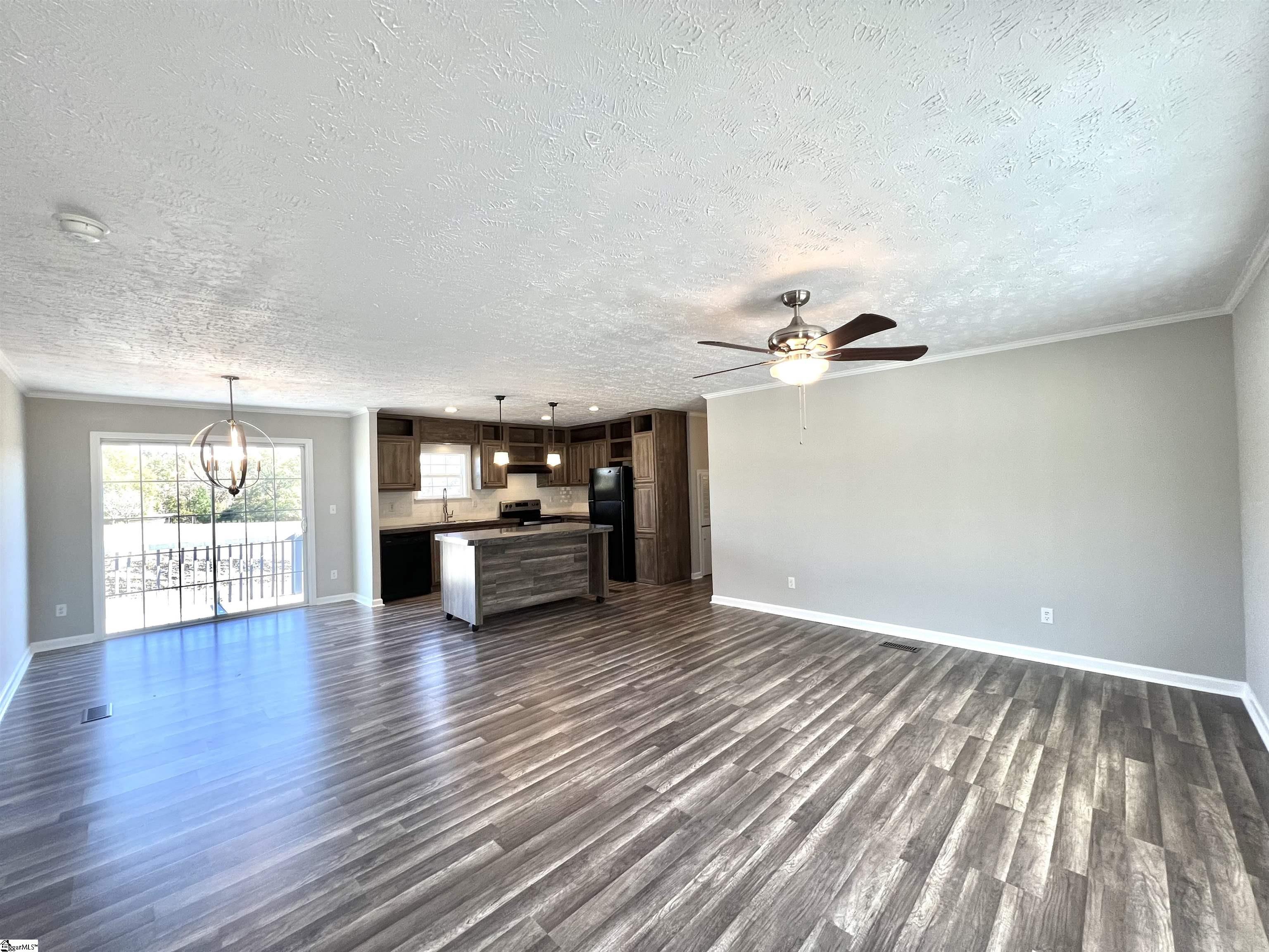 232 Mayfield Road Duncan, SC 29334 - Photo 4 of 23