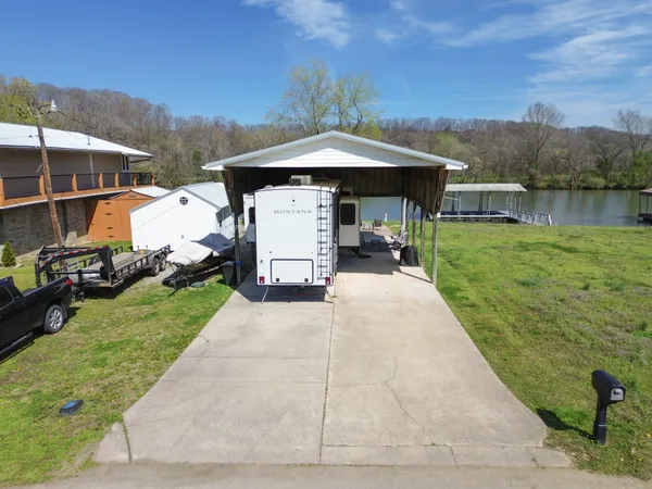 $205,000 | 1467 Chapmansboro Road, Chapmansboro, TN 37035