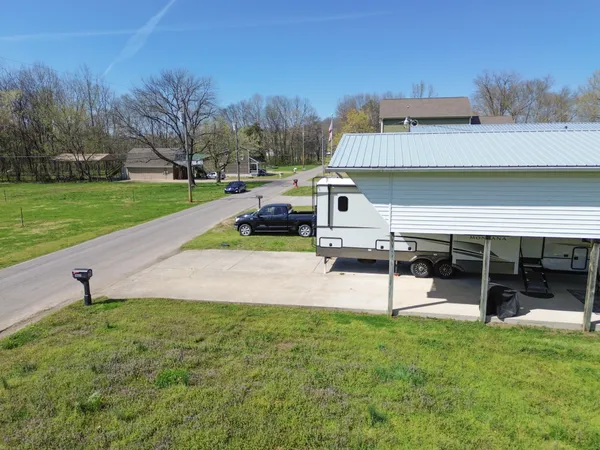$205,000 | 1467 Chapmansboro Road, Chapmansboro, TN 37035