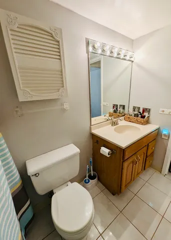 $179,999 | 5500 Lincoln Avenue, Unit 407W, Morton Grove, IL 60053