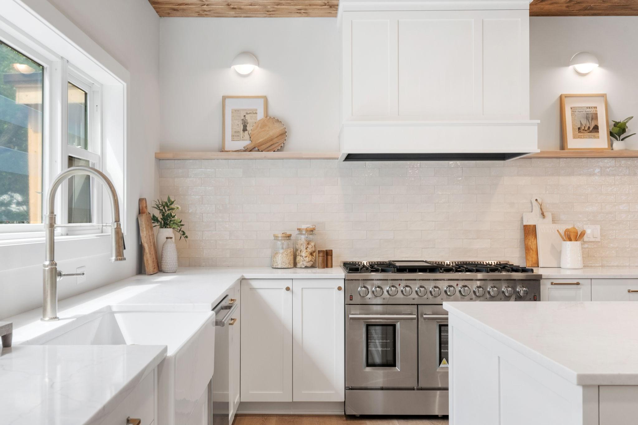 4404 Wilson Street Minnetonka, MN 55345 - Photo 6 of 16