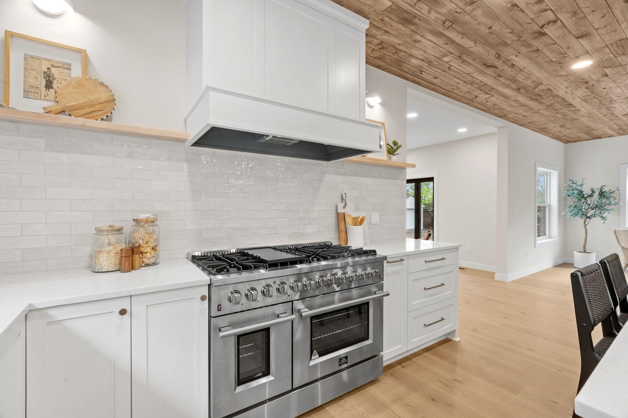 4404 Wilson Street Minnetonka, MN 55345 - Photo 10 of 16