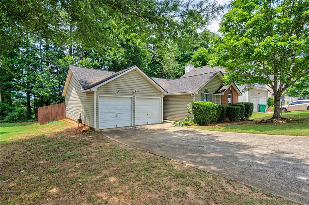 2343 Rambling Way Lithonia, GA 30058 - Photo 36 of 47