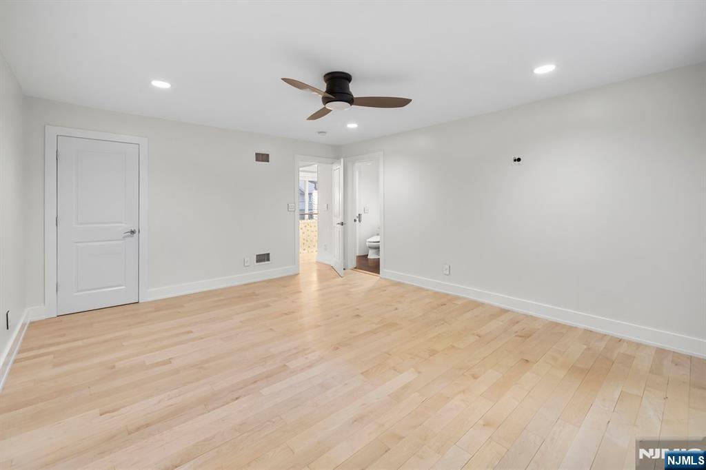 827 Alden Road Paramus, NJ 07652 - Photo 27 of 43 a view of an empty room