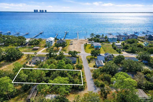 $185,000 | 1032 Shady Pine Drive, Gulf Breeze, FL 32563