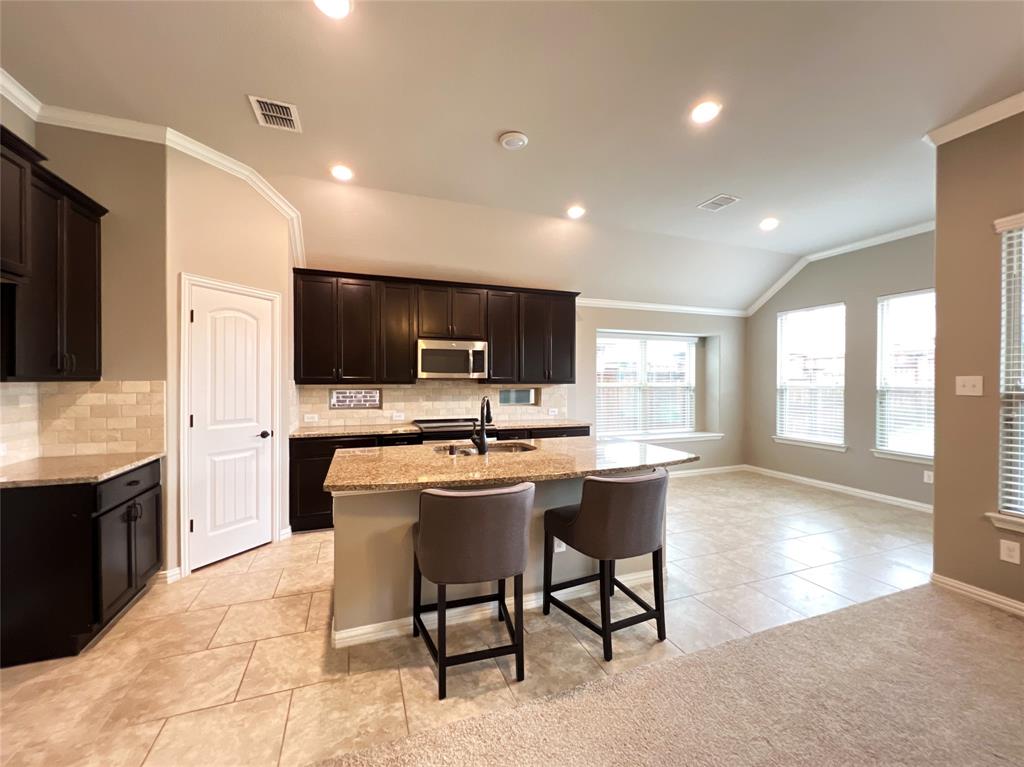 5013 McClellan Drive Frisco, TX 75036 - Photo 6 of 34