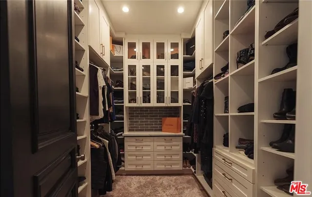 a view of walk in closet