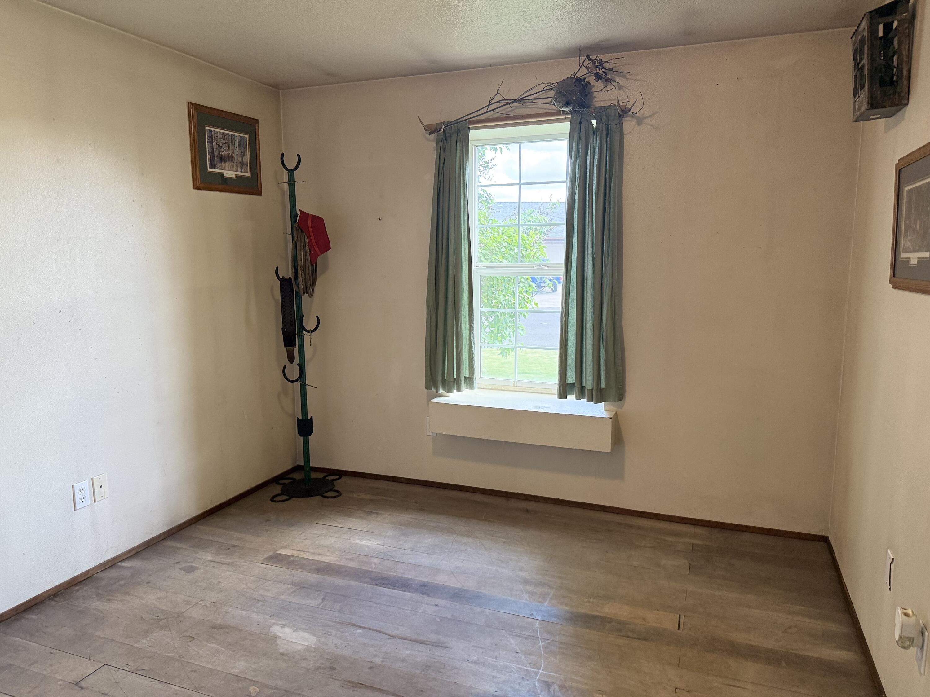 2329 Northeast Yellowpine Road Prineville, OR 97754 - Photo 24 of 30