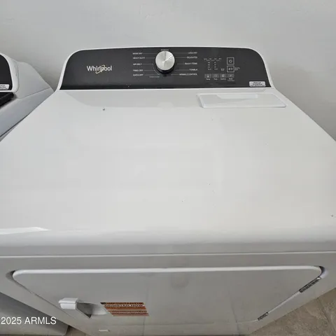 a view of utility room