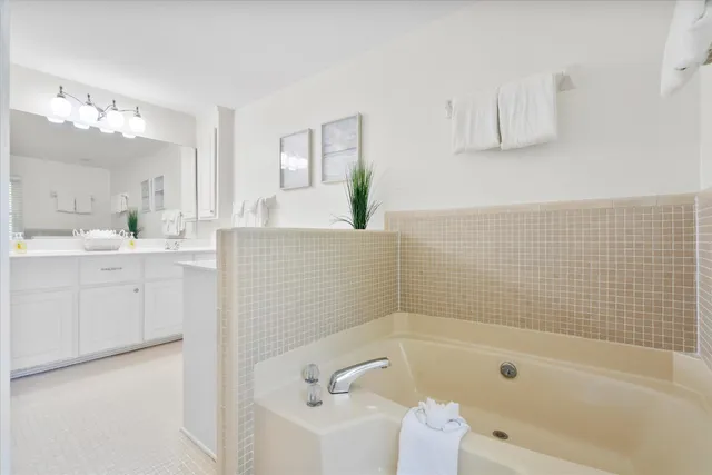 $225,000 | 15 Dunecrest Lane, Unit 1/13 SHARE, Isle of Palms, SC 29451