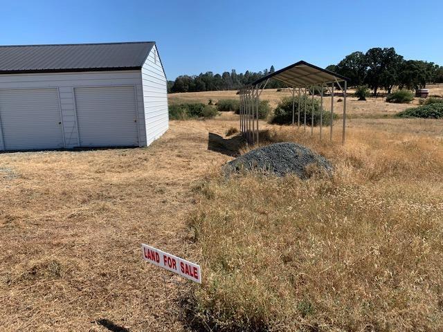 20248 Middle Keystone Court Penn Valley, CA 95946 - Photo 3 of 4 a outdoor space with garden view