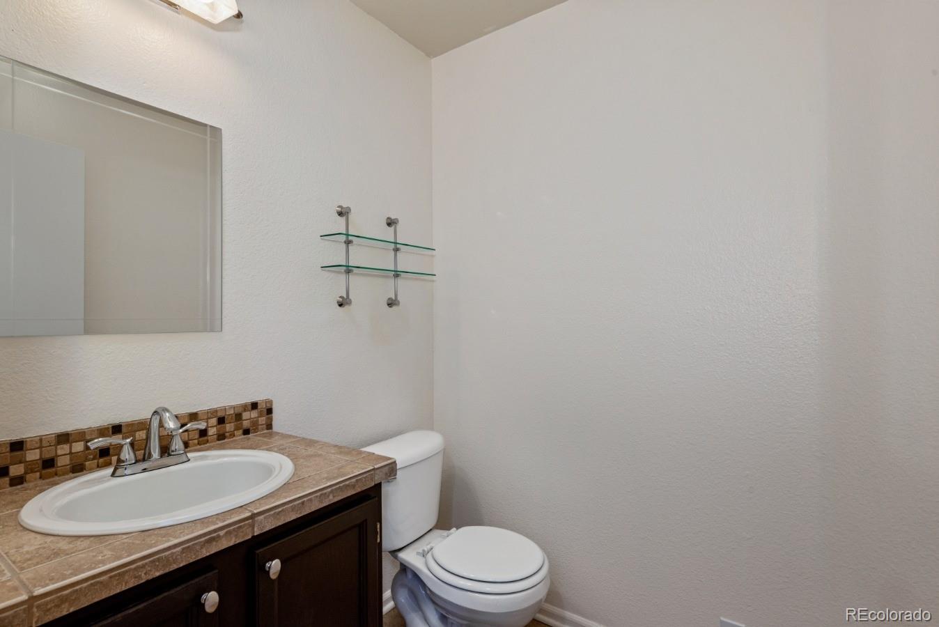 10007 Apollo Bay Way Highlands Ranch, CO 80130 - Photo 11 of 25 Gallery Image 11