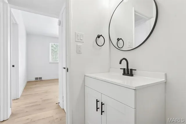 $1,100 | 1333 North Garden Drive, Unit C, St. Louis, MO 63138