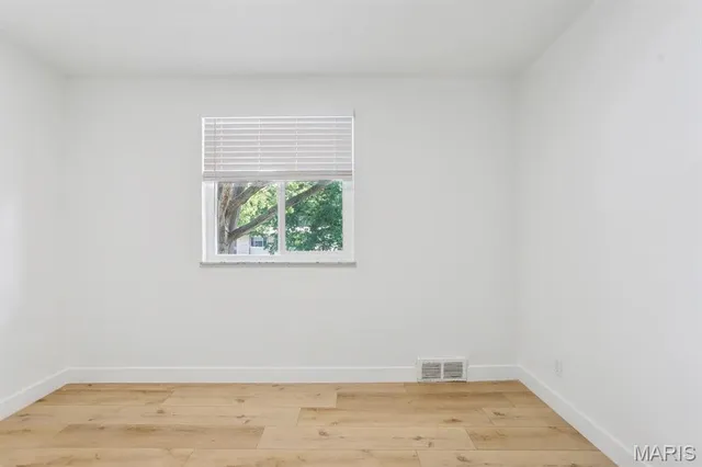 $1,100 | 1333 North Garden Drive, Unit C, St. Louis, MO 63138